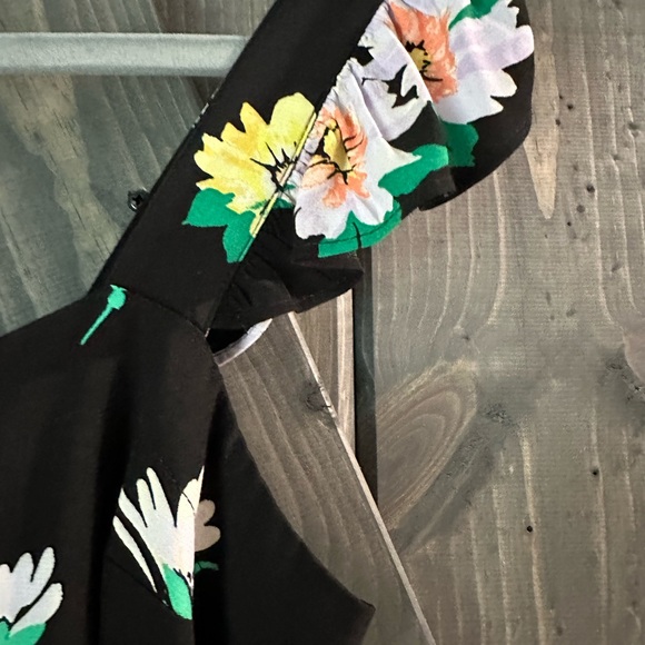 Loft Summer Floral Size 2P Ruffled Sleeve Dress - Picture 4 of 8